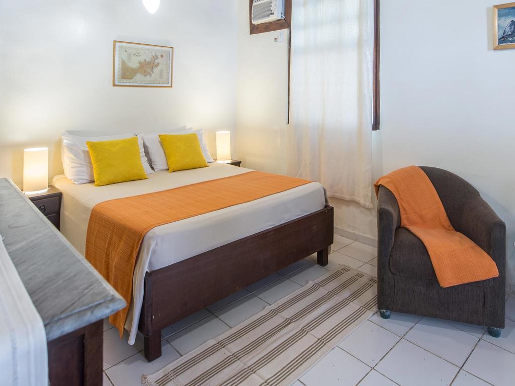 Htl Telhado 3*
